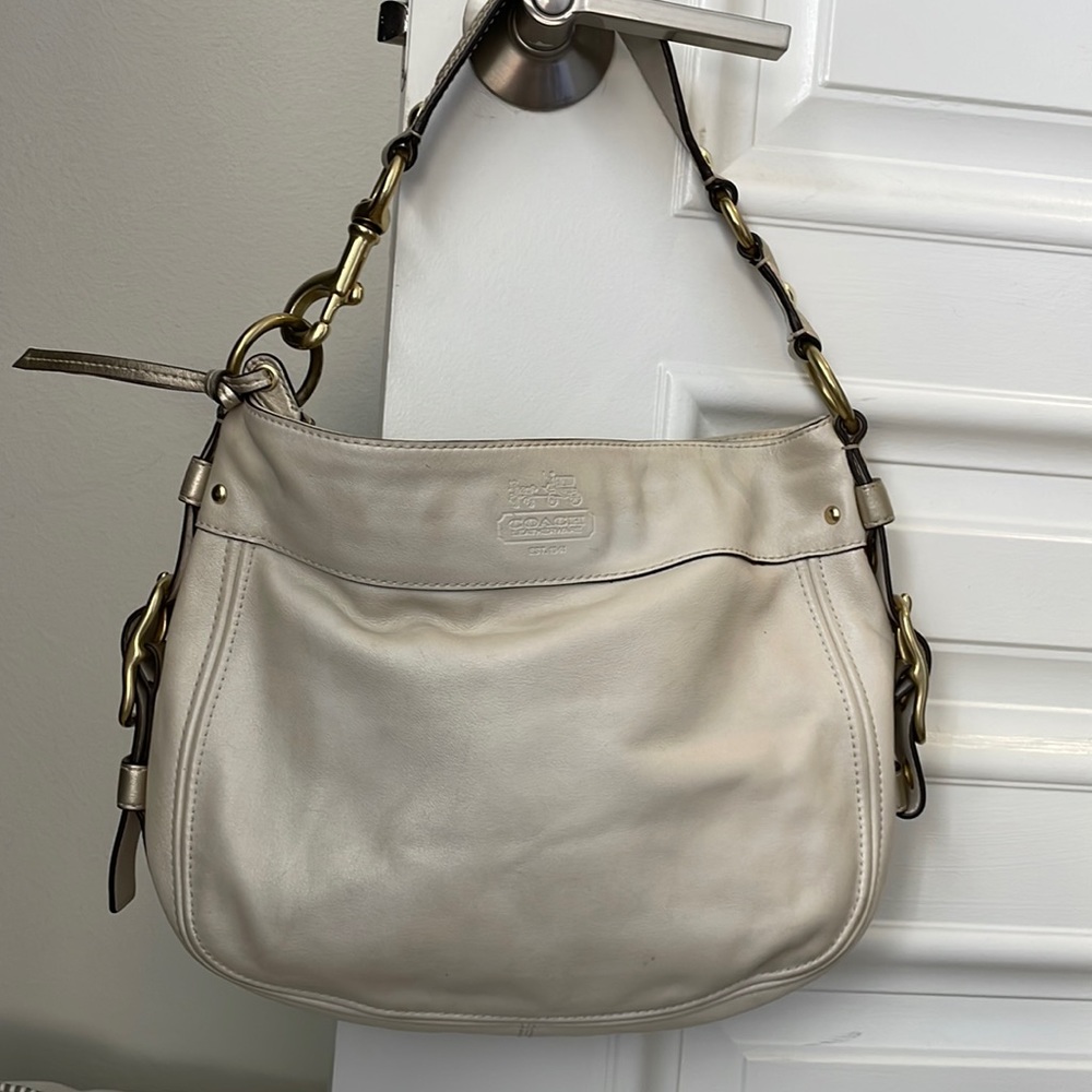 Coach Cream Leather Shoulder Bag